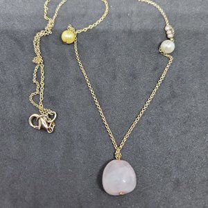 Gold Tone Faux Pearl and Rose Quartz Pendant Style